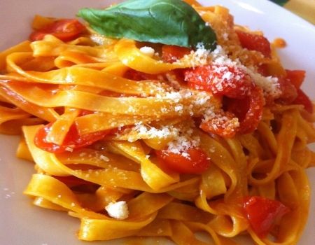 Tagliatelle al pomodoro